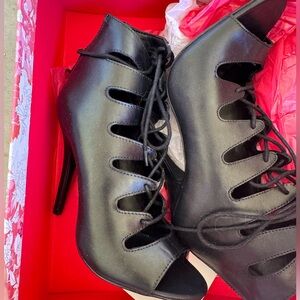 Chinese Laundry Black Lace-Up Heeled Boots